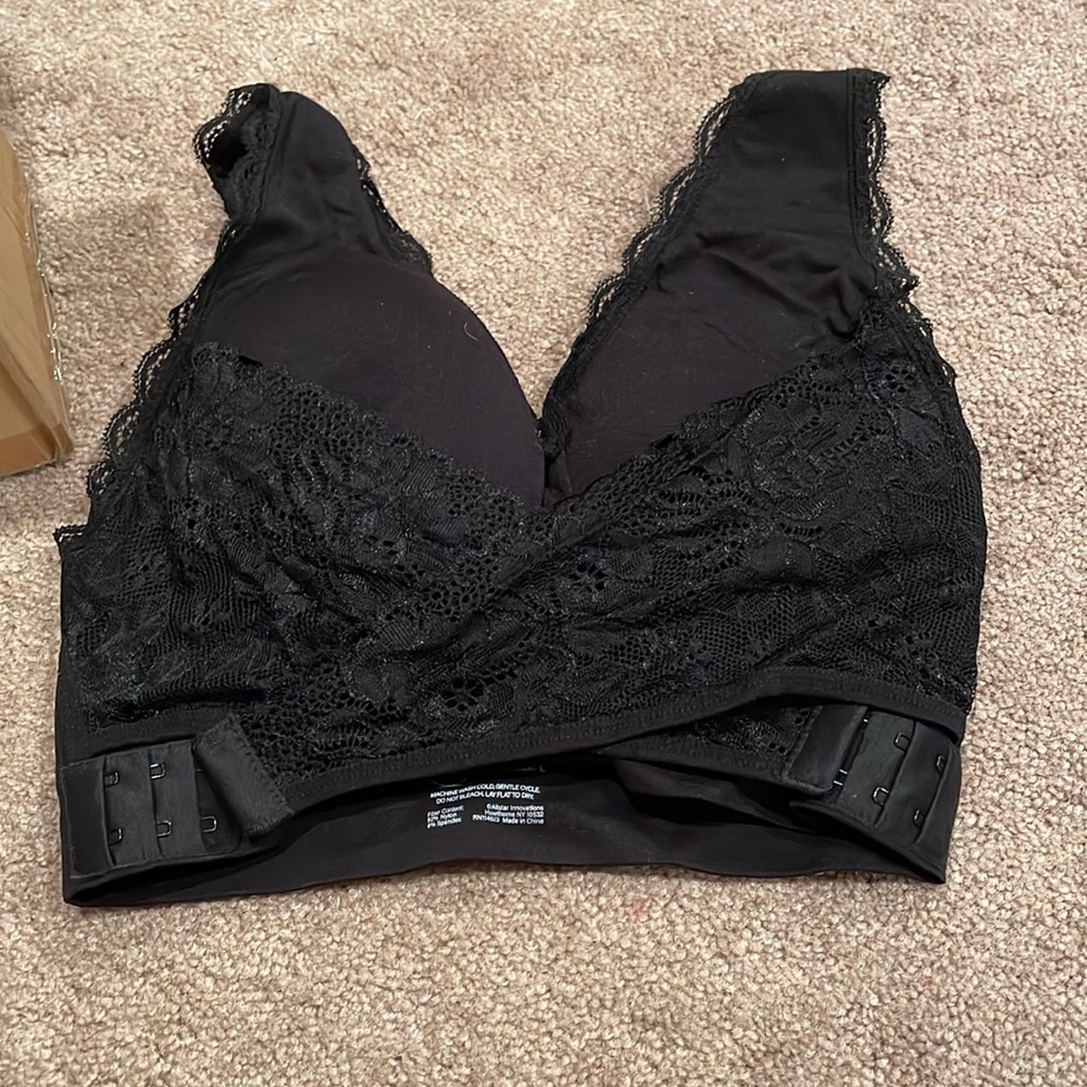 CaraMia 3pk bras brand new never worn